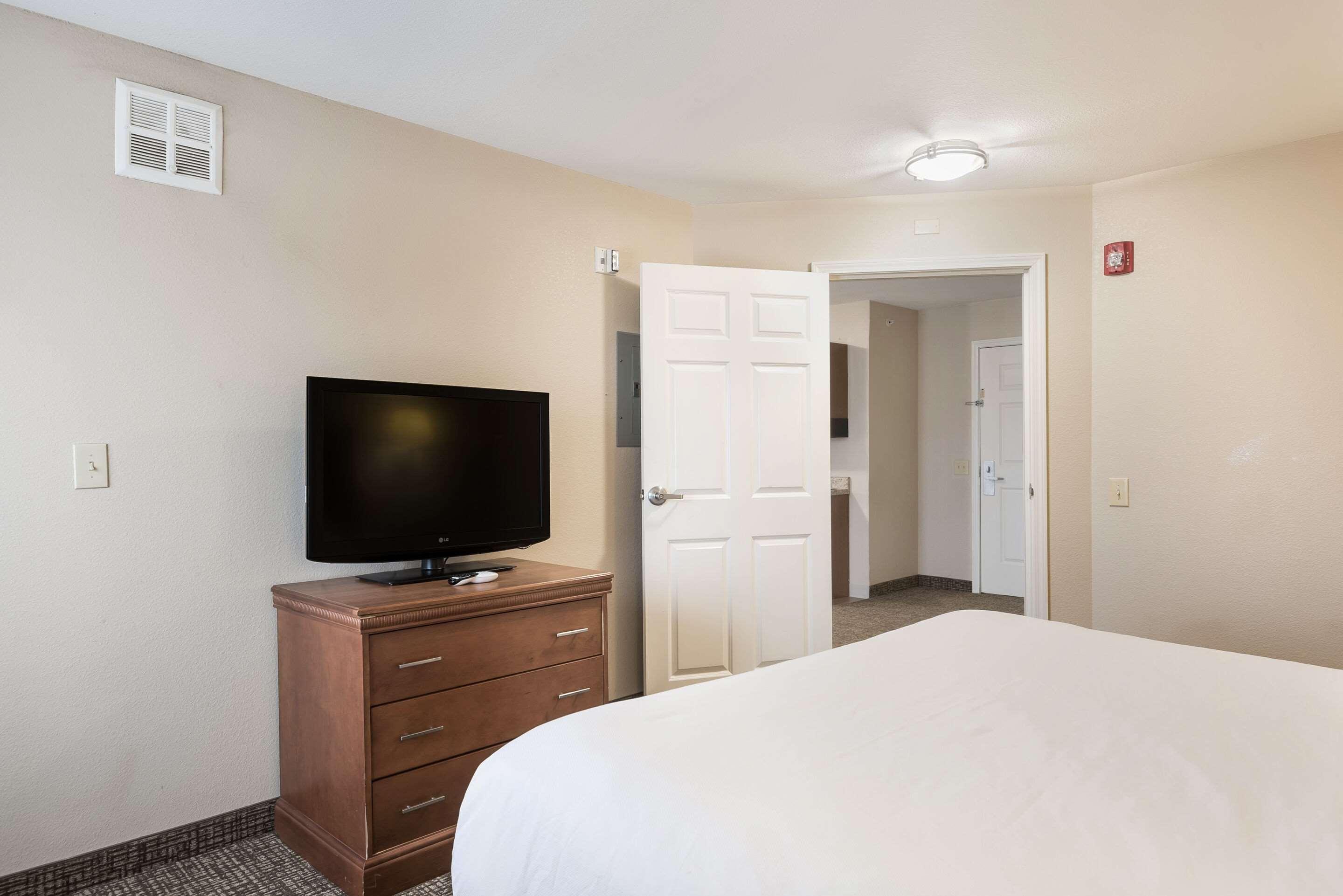 Suburban Extended Stay Hotel Waterloo - Cedar Falls - Cedar Valley Экстерьер фото